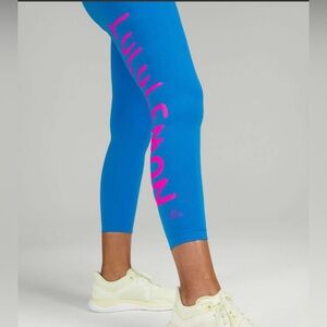 Lululemon Ed Curtis special addition Wunder Trains 25” size 4 poolside blue